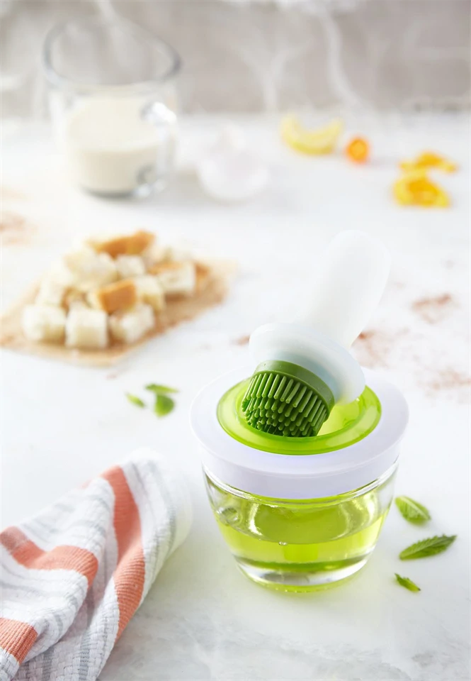 Szilikon kenőszett ecsettel