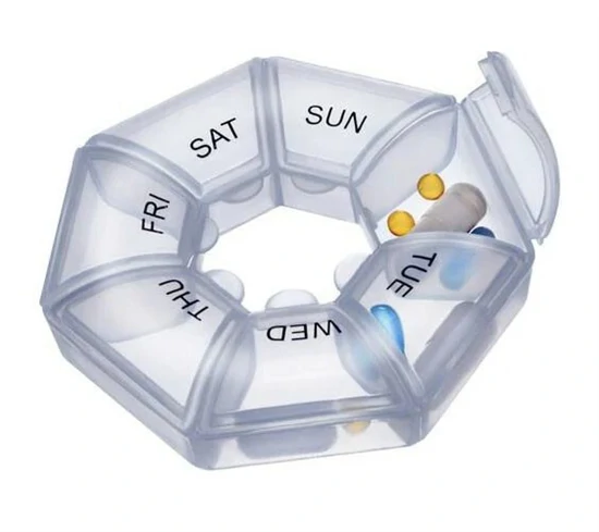 Kerek gyógyszeradagoló doboz heti kiosztással