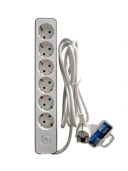 6-os 220V elosztó kapcsolóval