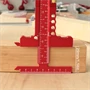 Precíziós tolómérős T-vonalzó (21 cm)